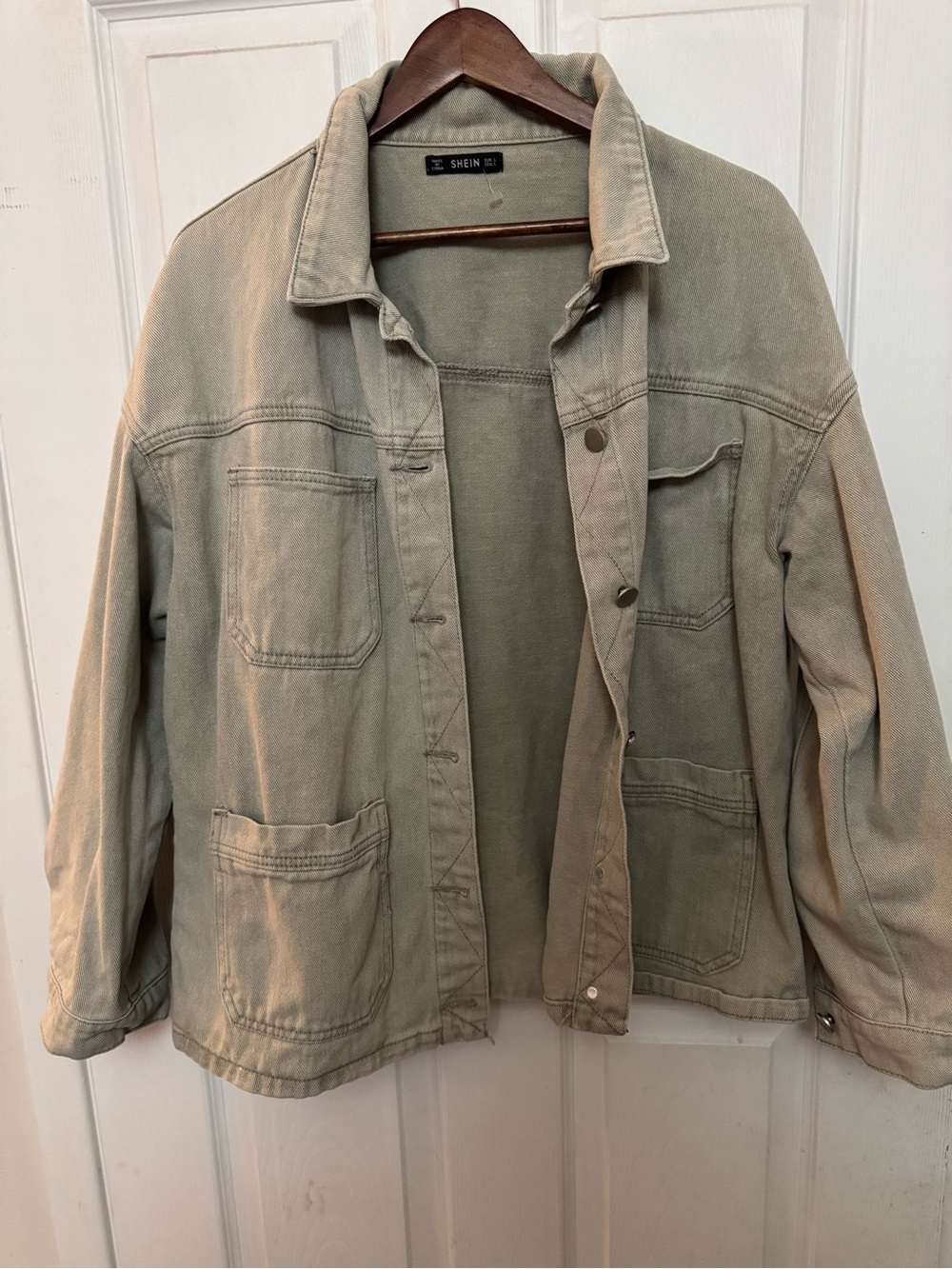 Women's Light Grey 
Denim Utility Jacket